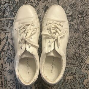 Banana Republic Cream Casual Sneakers